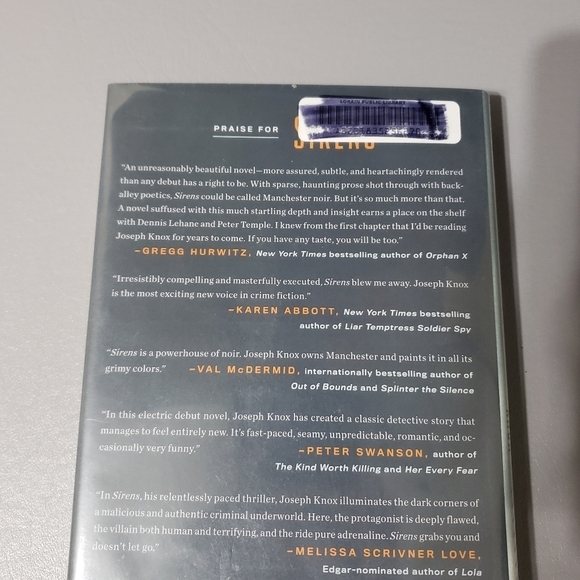 Joseph Knox sirens hardcover novel - Picture 4 of 7
